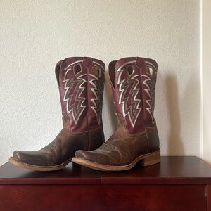 Men’s Size 8 Nocona Boots